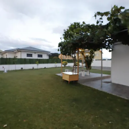 Casa Flor Delfin 펜션 *