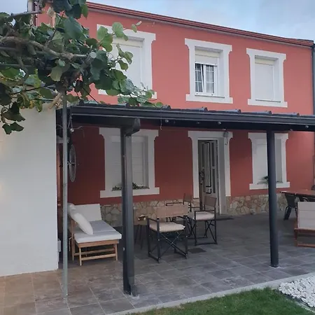 Casa Flor Delfin 펜션 리바데오